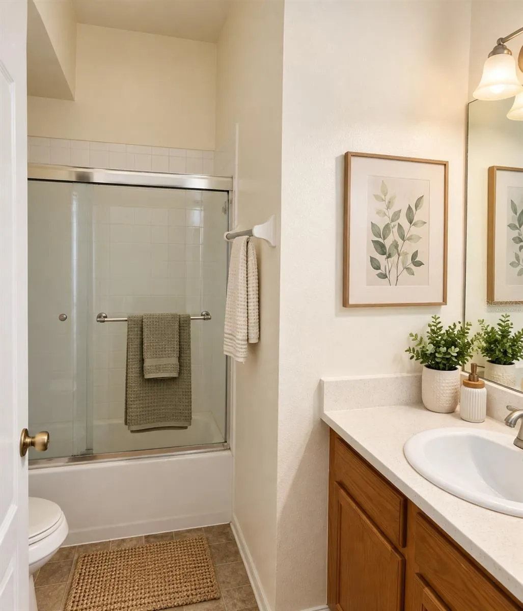 Virtually Staged2nd Bath