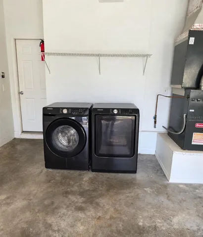 Virtually StagedLaundry in Garage