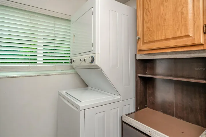 501 E Bay Dr 702 kitchen and stackable washer - dryer