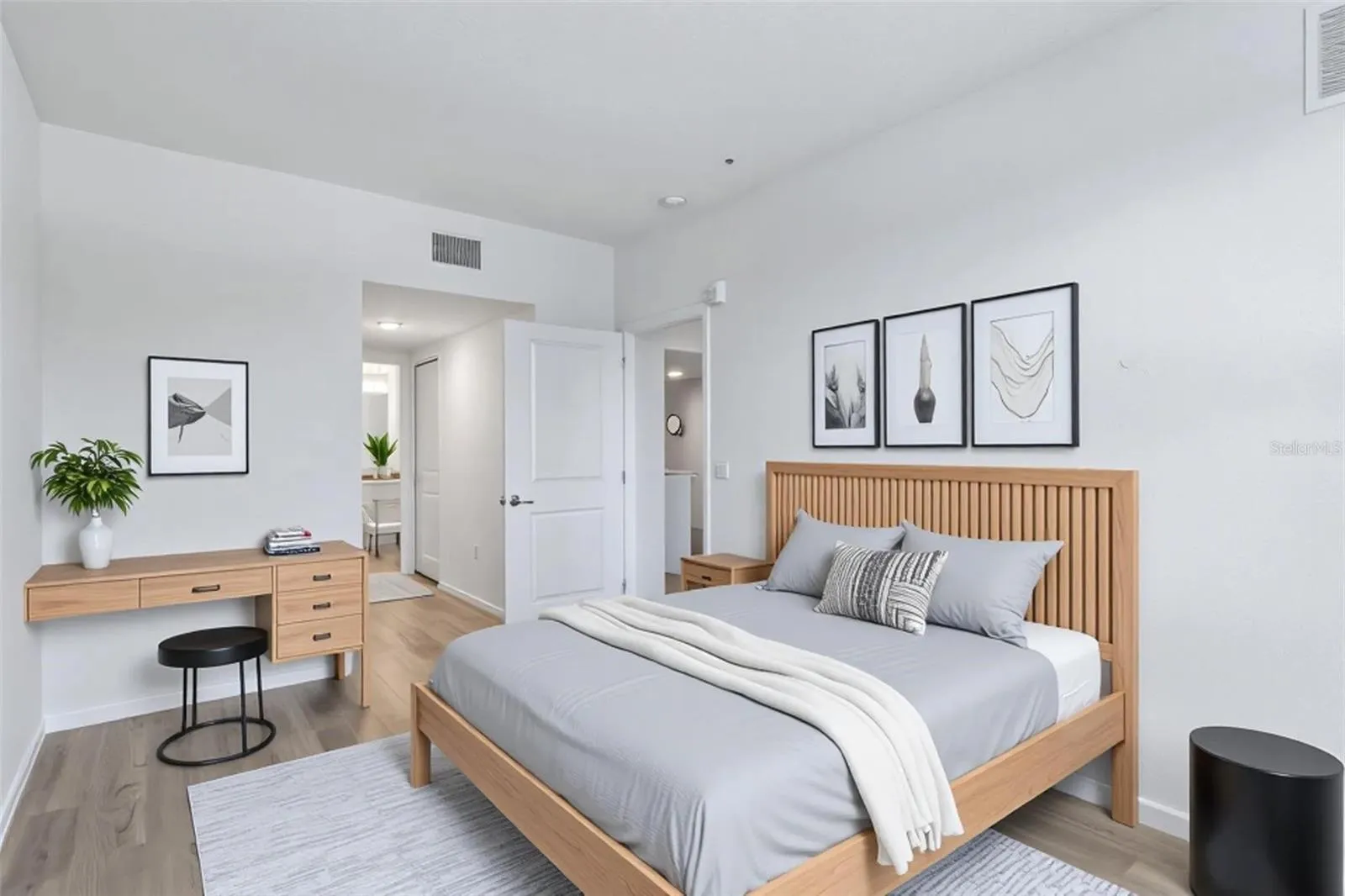 Bedroom #1