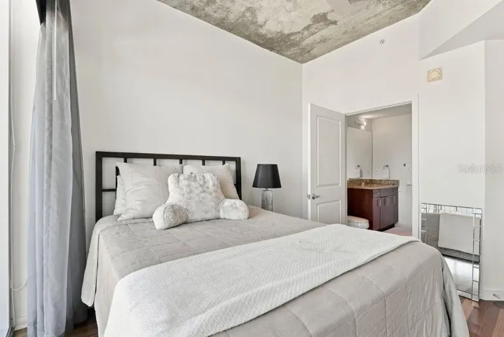 Room 2