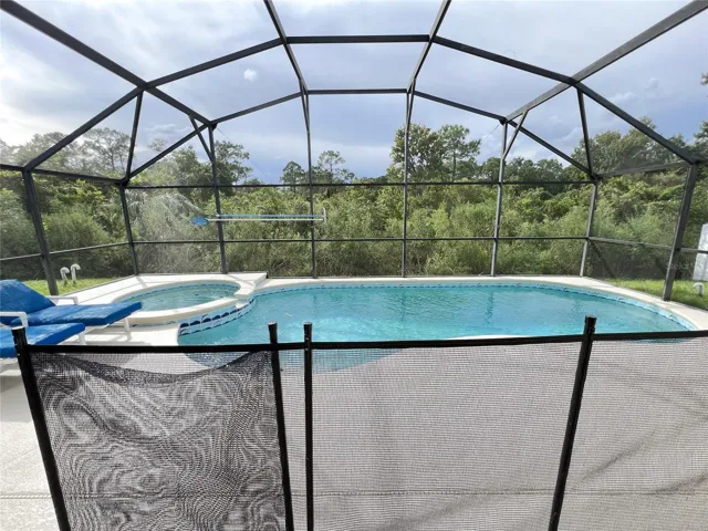 Safety Fence &amp; Pool Screen Enclosure