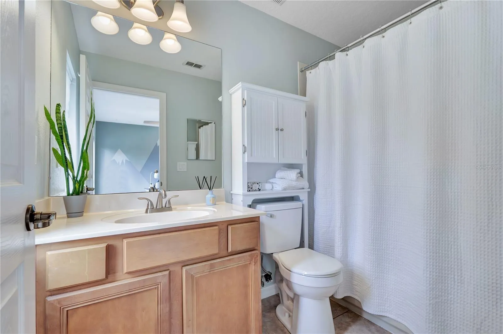 Bedroom 2 Ensuite