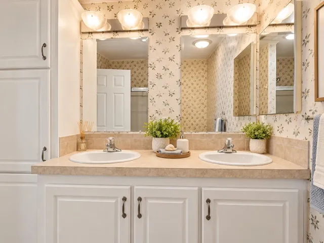 Virtually staged for visualization purposes - Primary Bathroom!