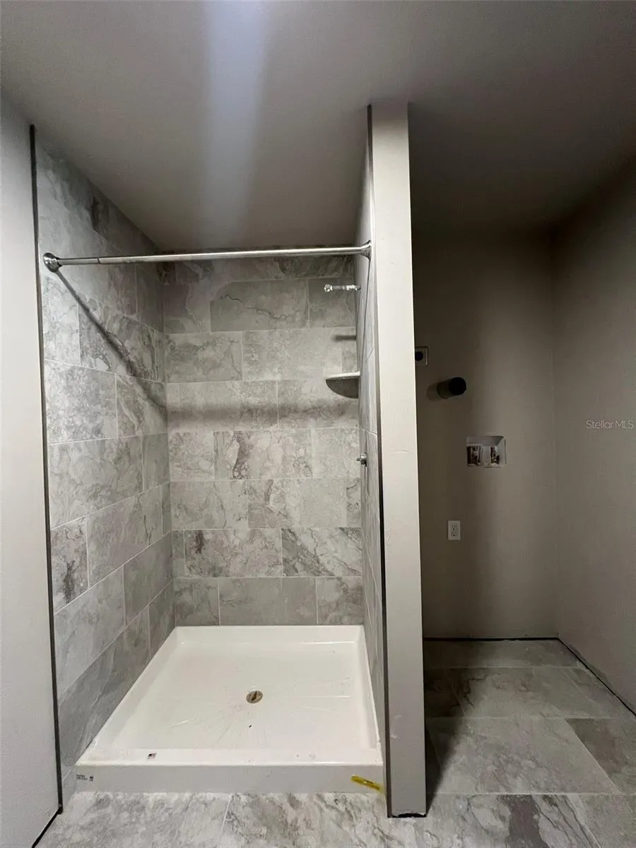 Bath & Laundry