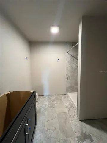 Bath & Laundry