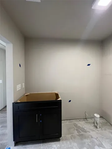 Bath & Laundry