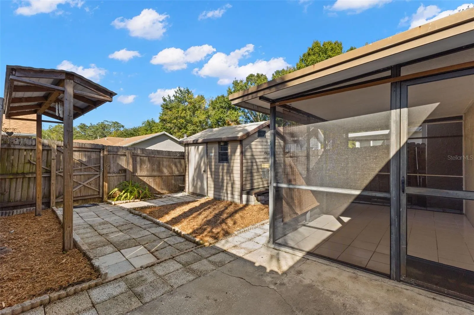 Screened Lanai and Shed