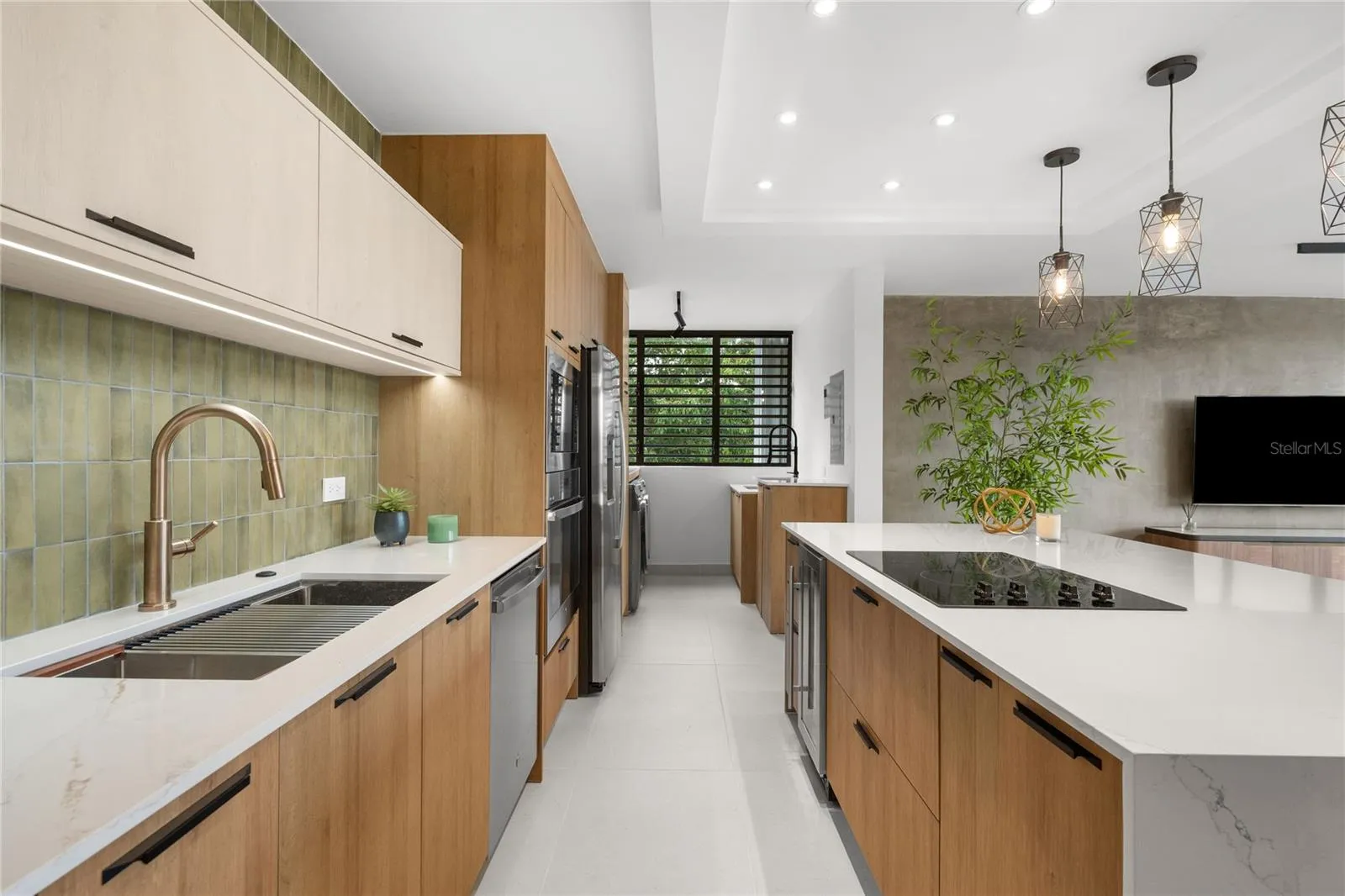 Mansiones de Garden Hills 3J | Kitchen
