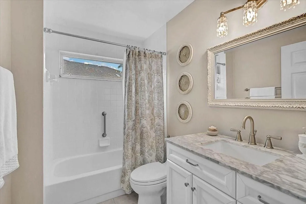 2nd Bathroom