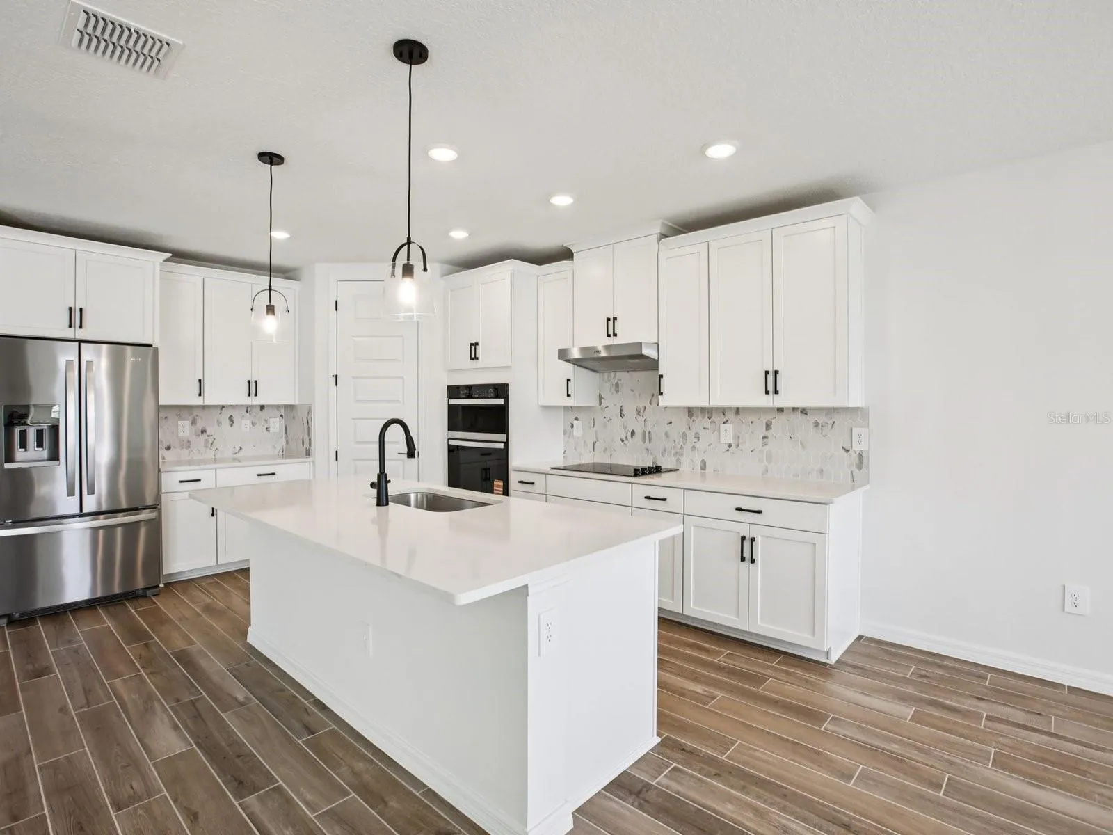 Photo is not of the actual home, but is an inspirational photo of builder’s model home and may depict options, furnishings, and/or decorator features that are not included.