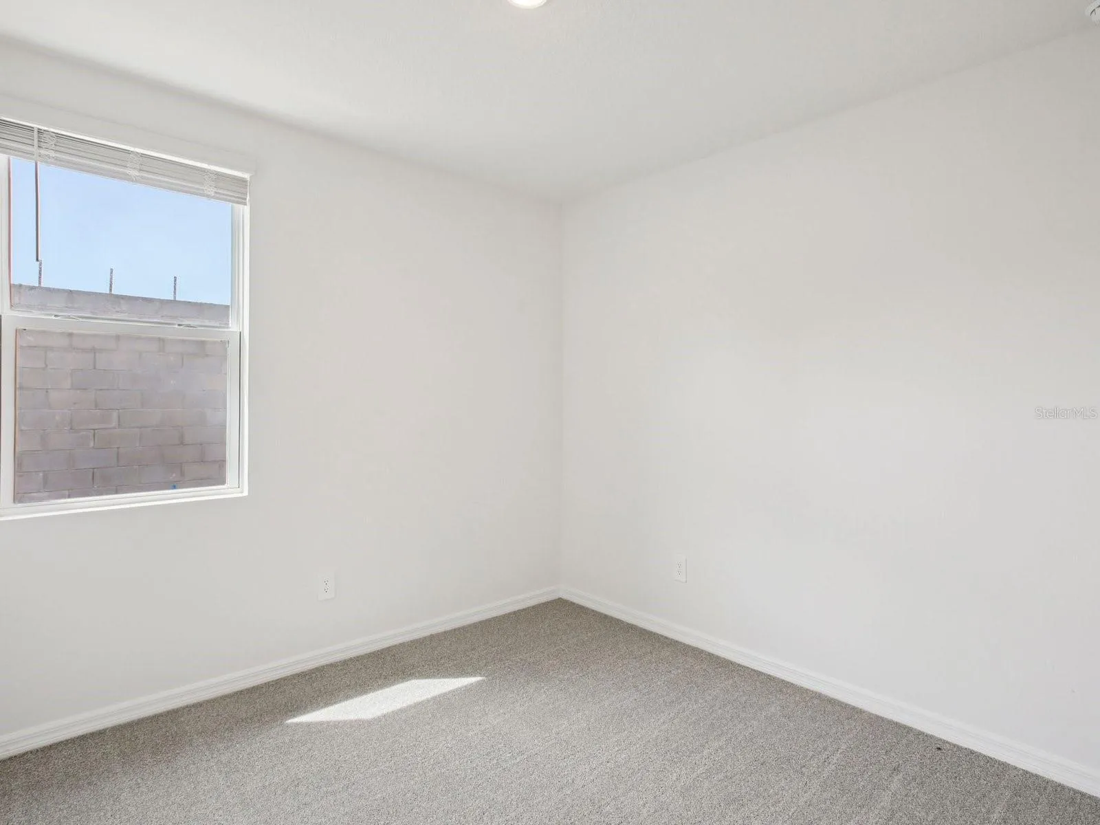 Photo is not of the actual home but of a builder home with same floorplan with similar interior finishes.