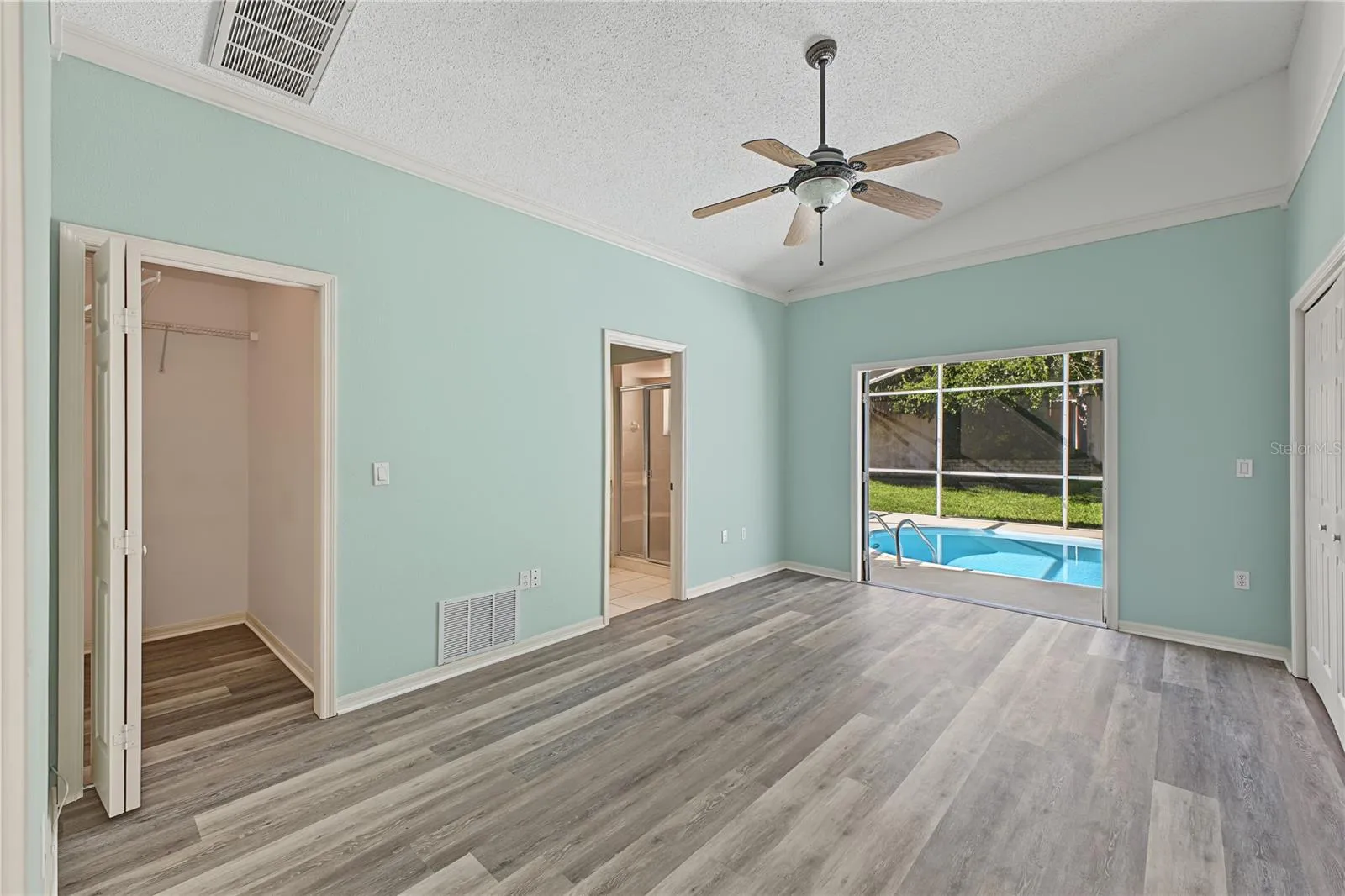 Primary Suite