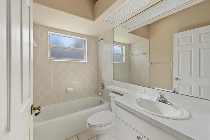Family /Guest Bathroom