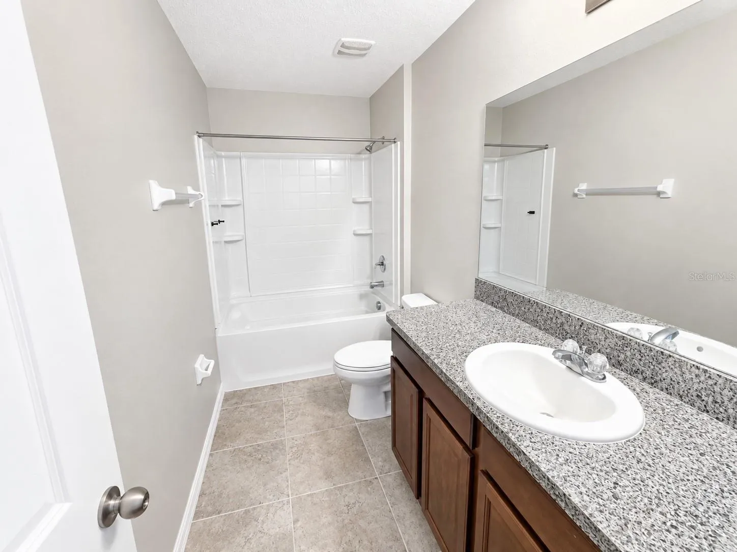 2nd Bathroom
