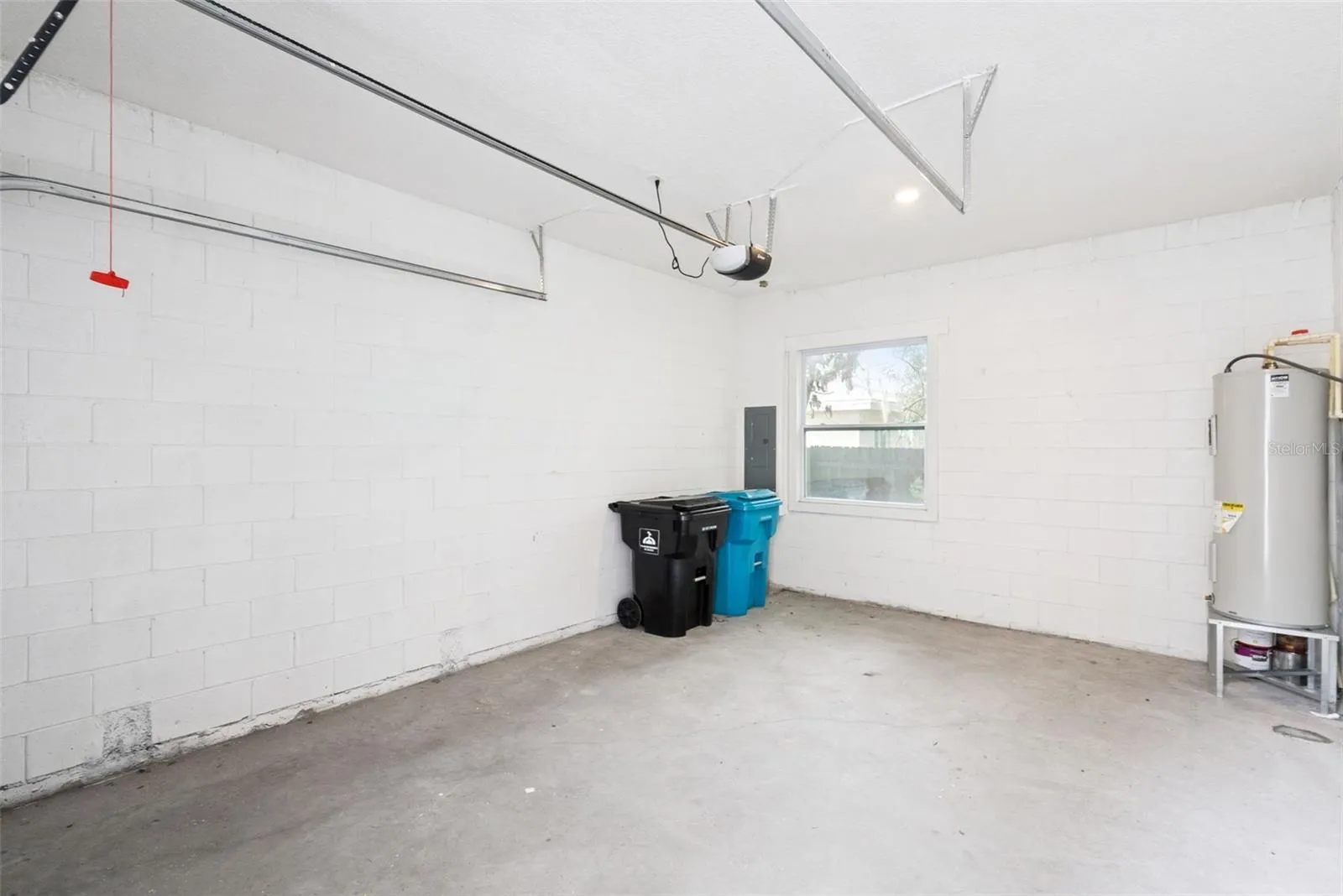 1 car garage