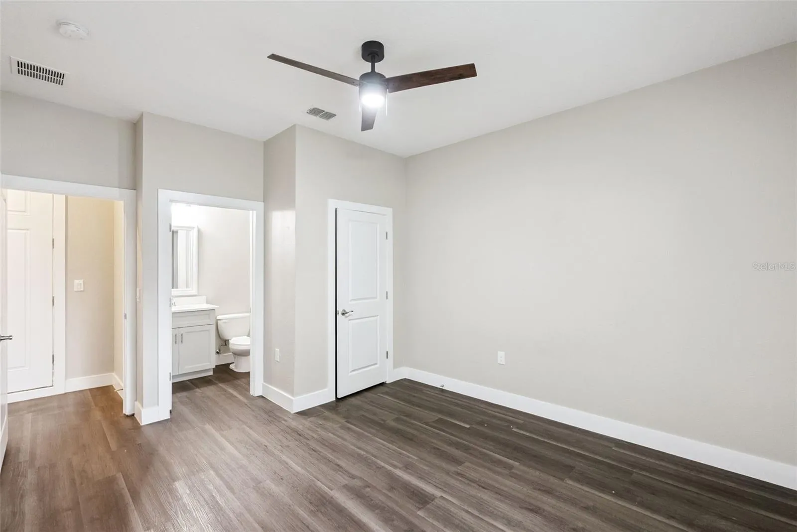 Ensuite Bedroom #2