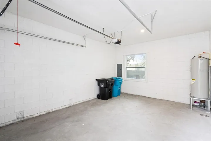 1 car garage