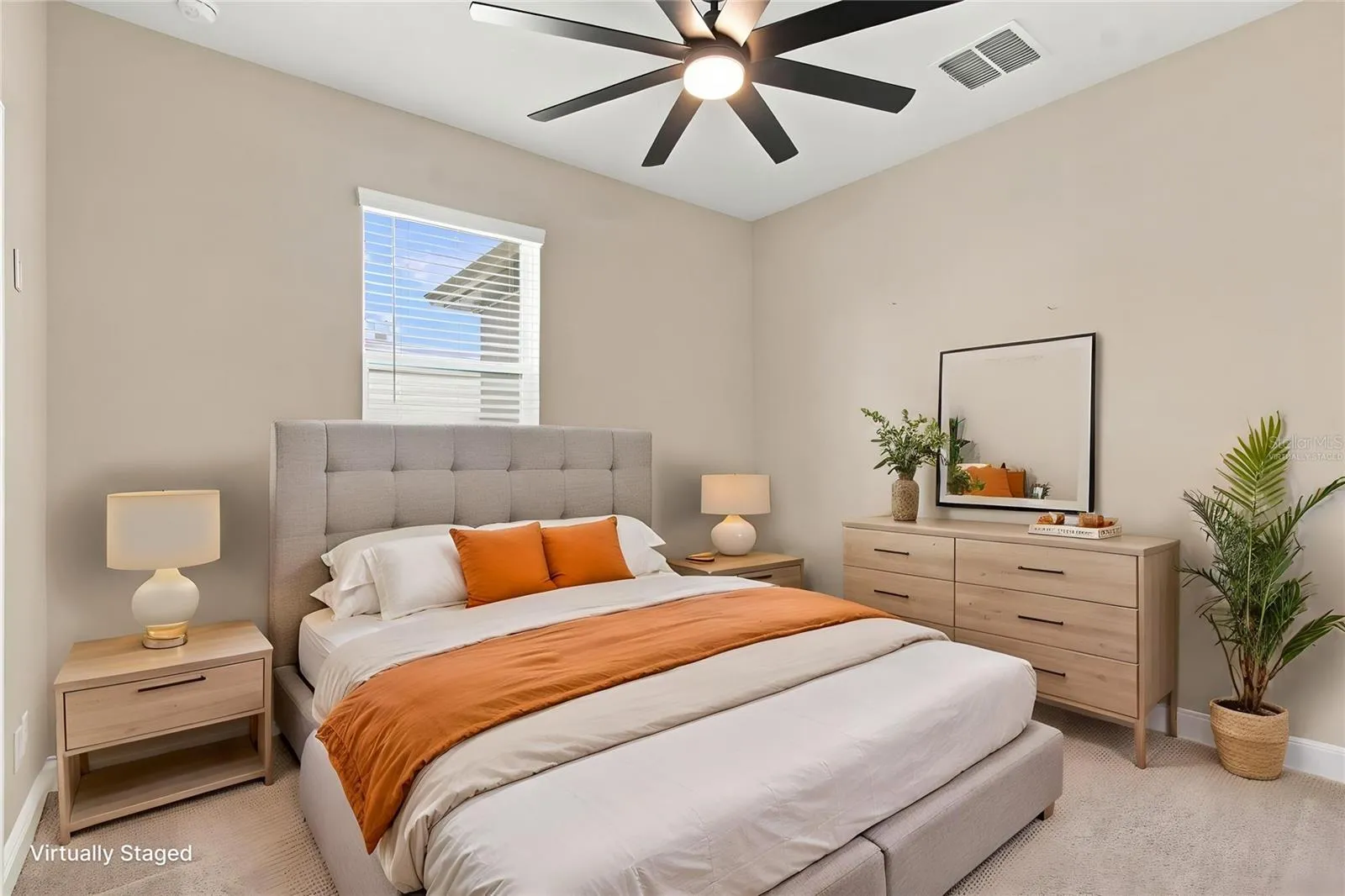 FIRST FLOOR BEDROOM. VIRTUALLY STAGED.