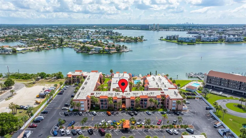 aerial view of community and intracoastal waterway