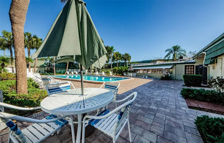 Relaxing pool social area