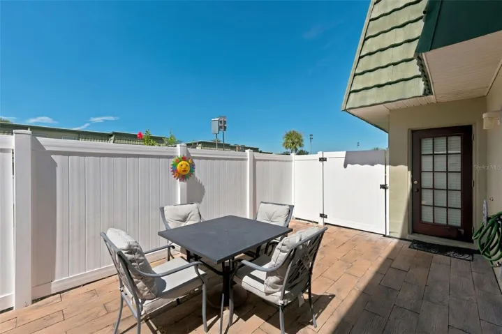 Large, private, fenced patio