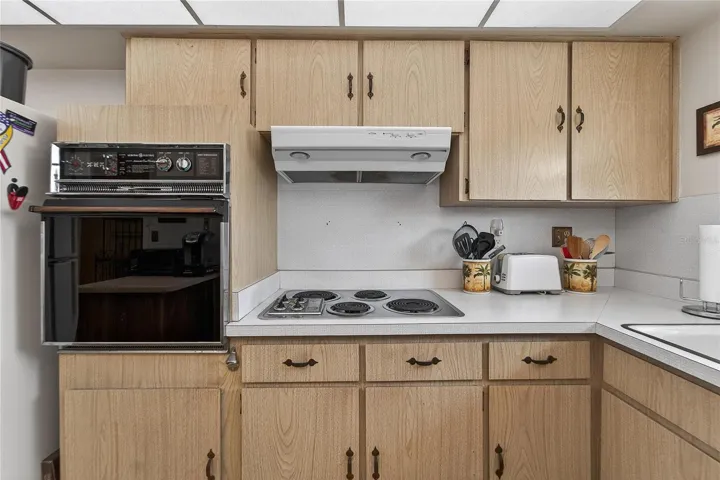 TB8552164 - cooktop &amp; oven