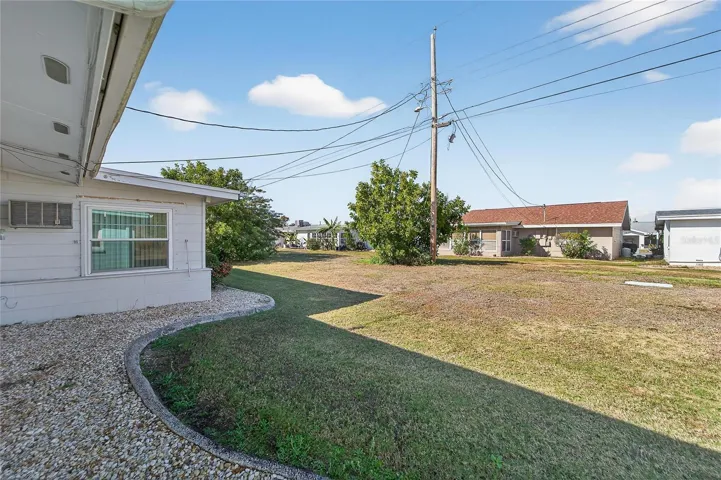 TB8552164 - Backyard #4