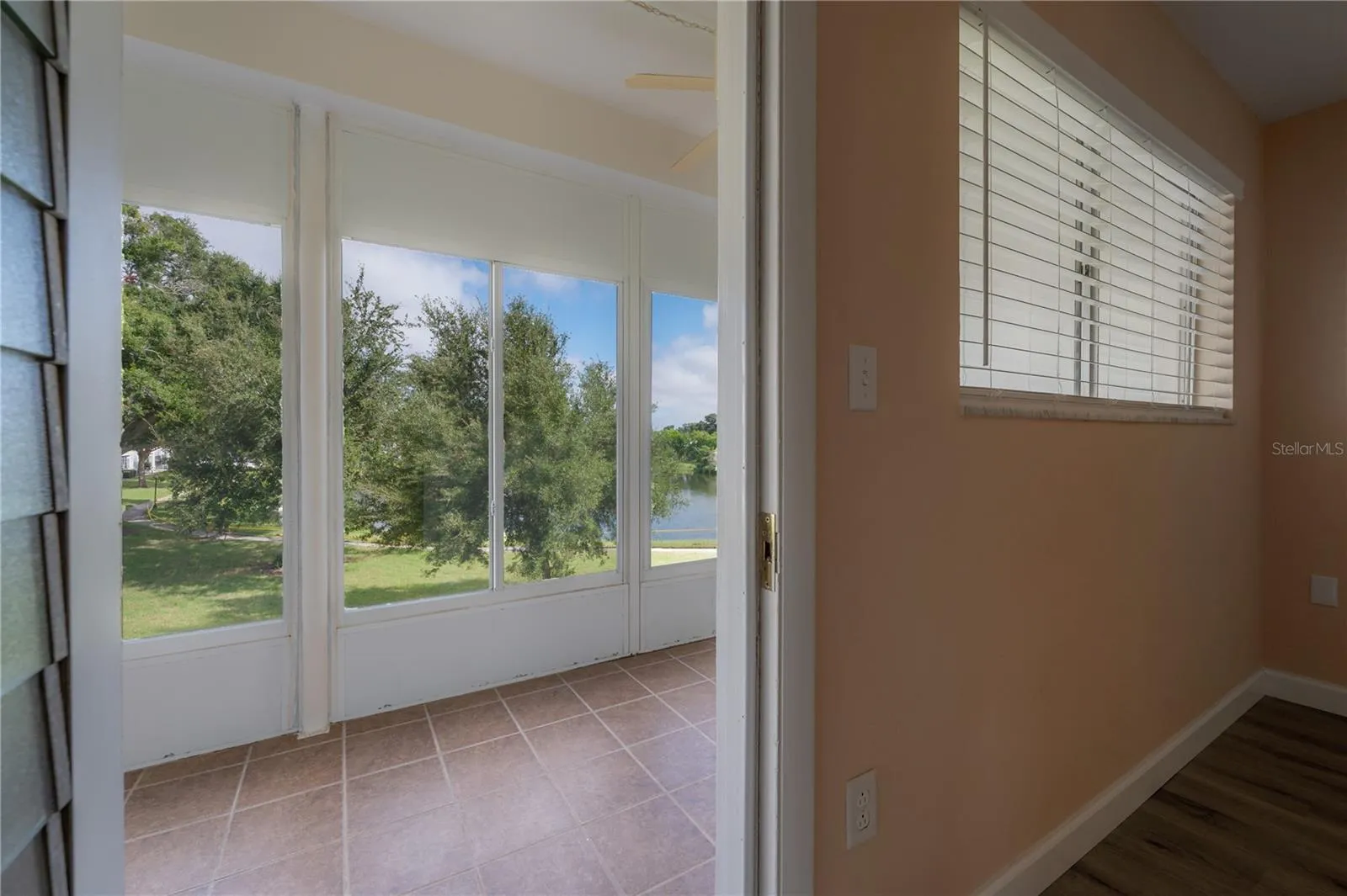 Door leading to the lanai