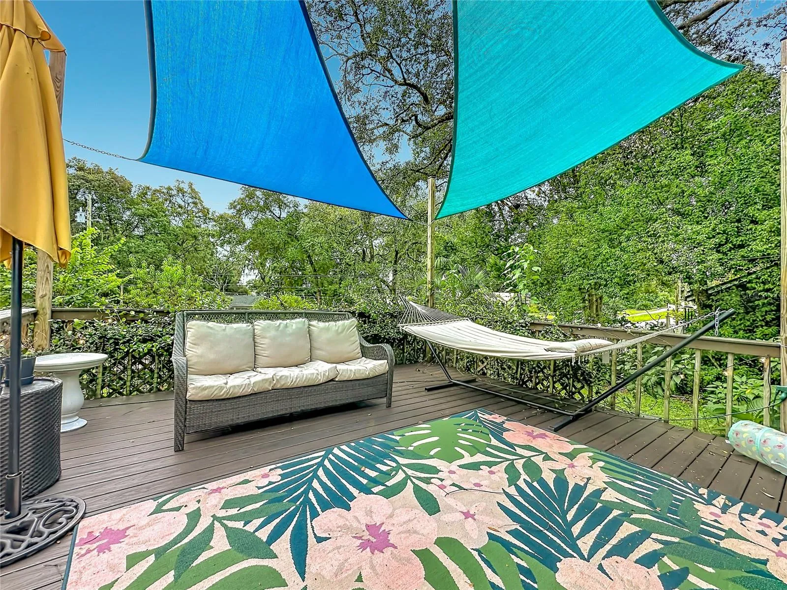Side porch/deck
