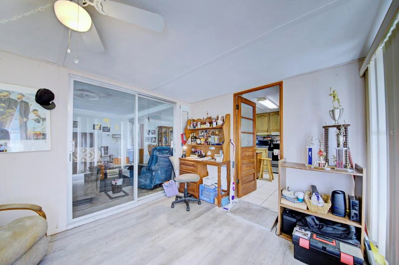 Office? Bedroom?Fllex Room