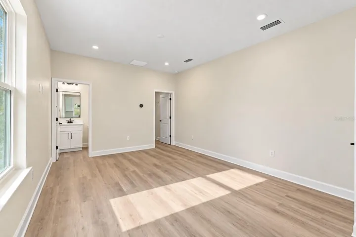 full suite