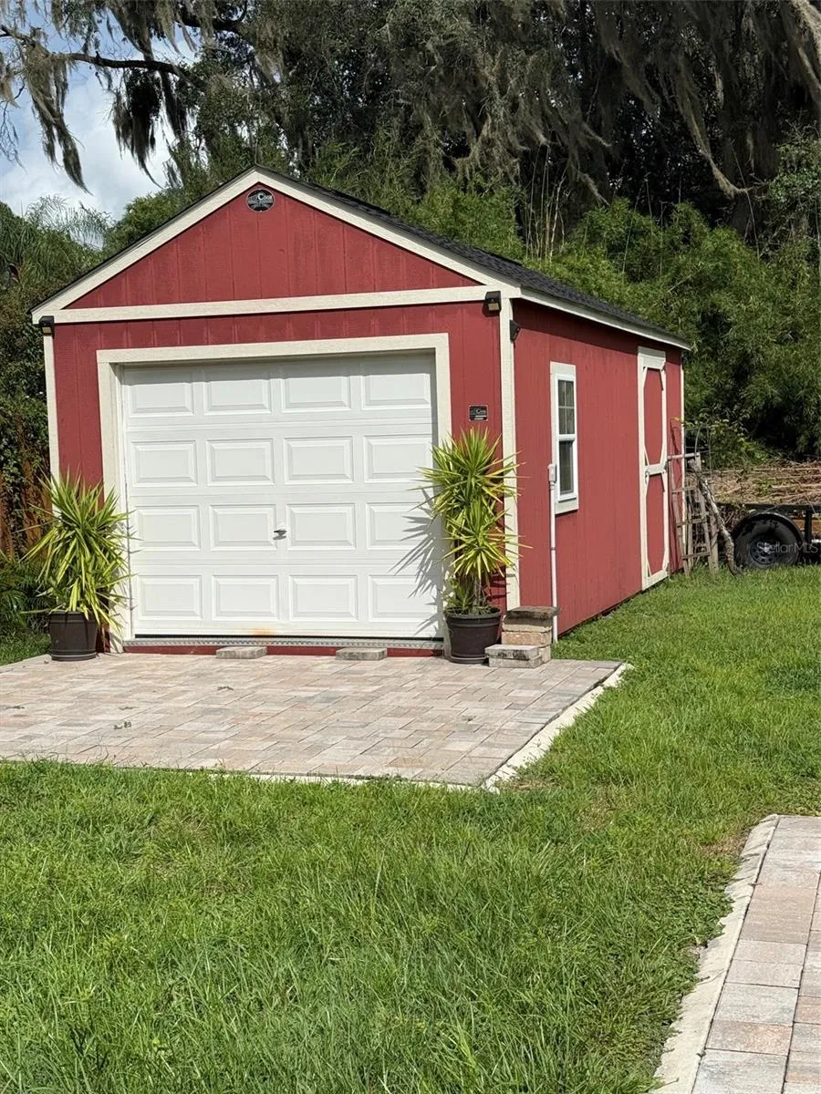 shed