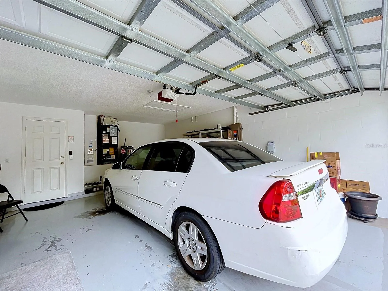 Clean garage