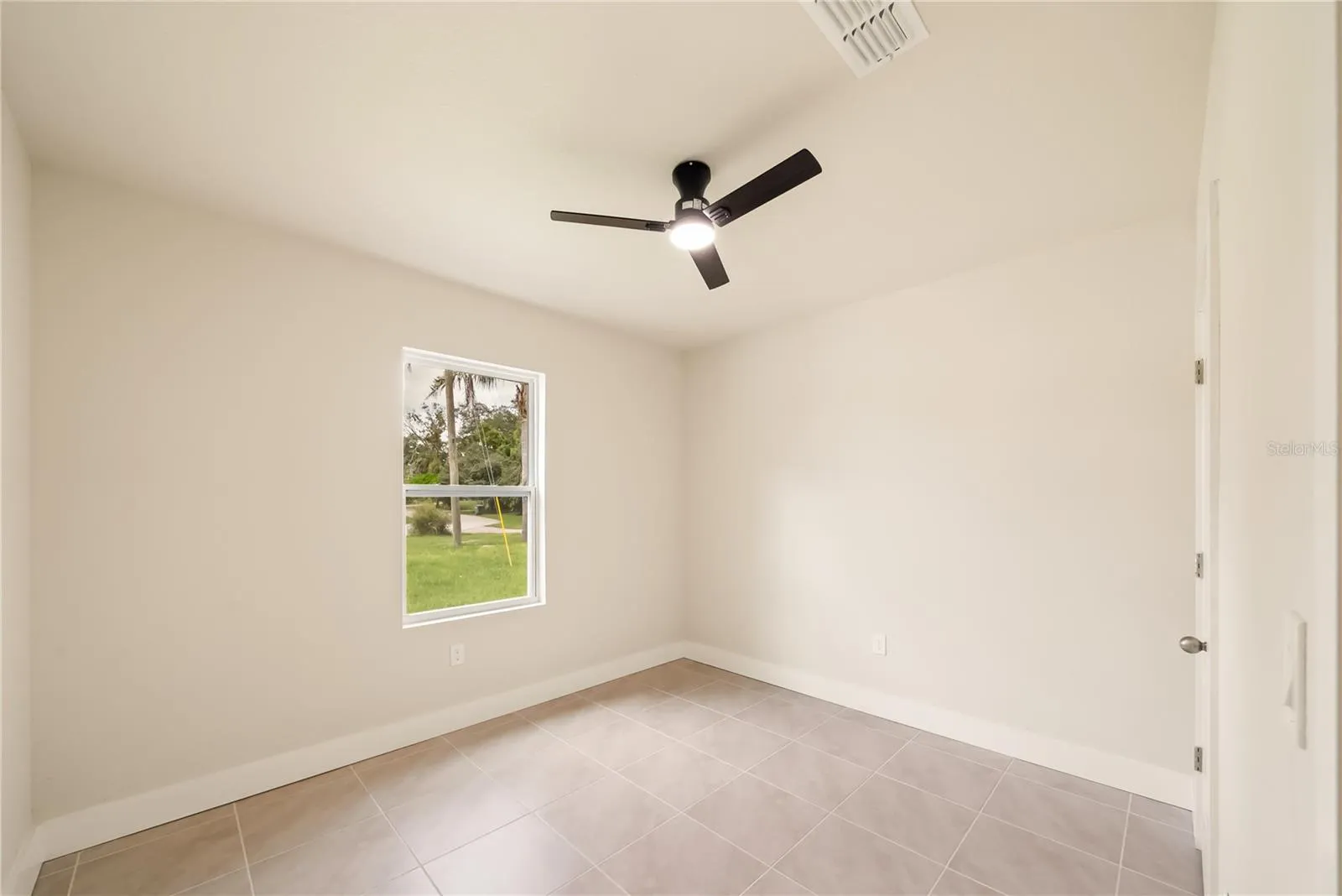 Spacious Secondary Bedroom
