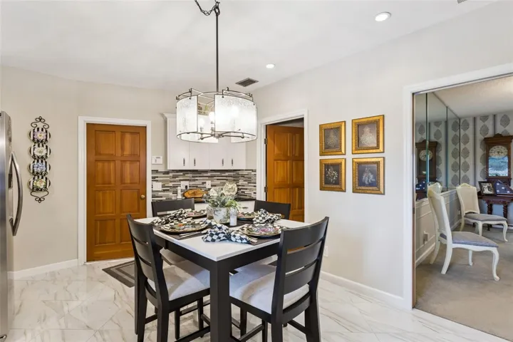 Breakfast Nook