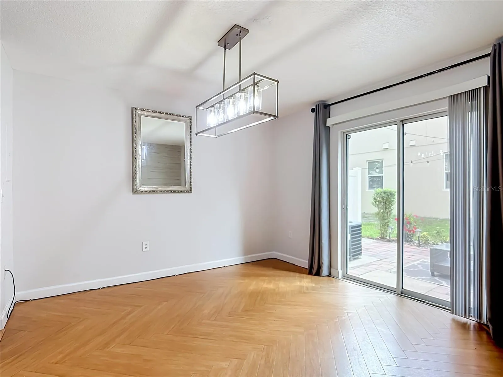 Family Room/Dining