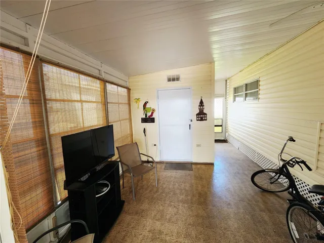 Screen Lanai
