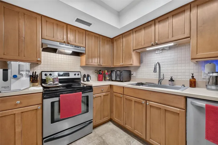 Downstairs kitchen