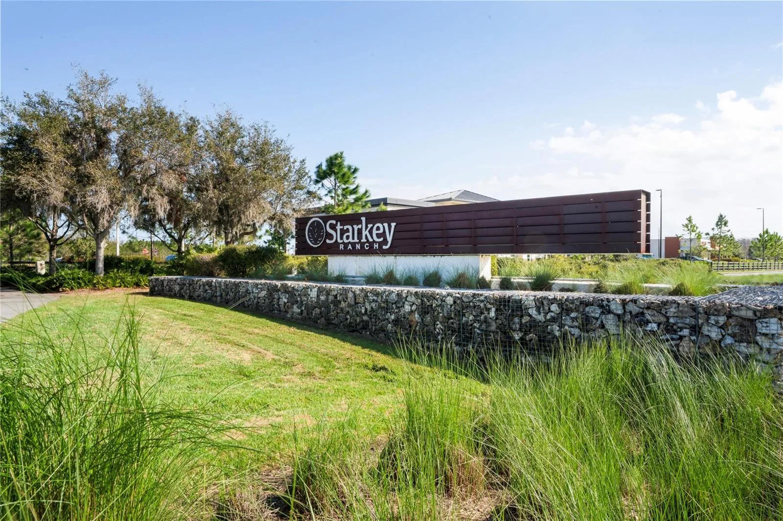 community sign of Starkey Ranch