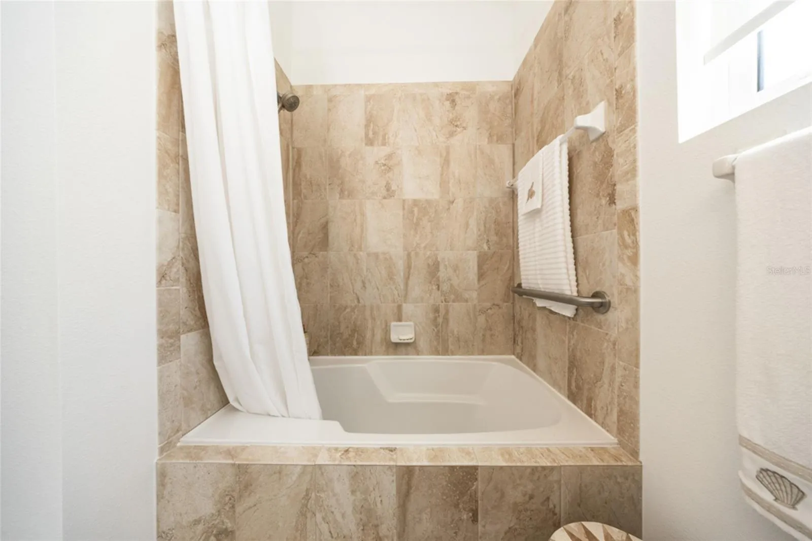 Guest Bathroom Tub