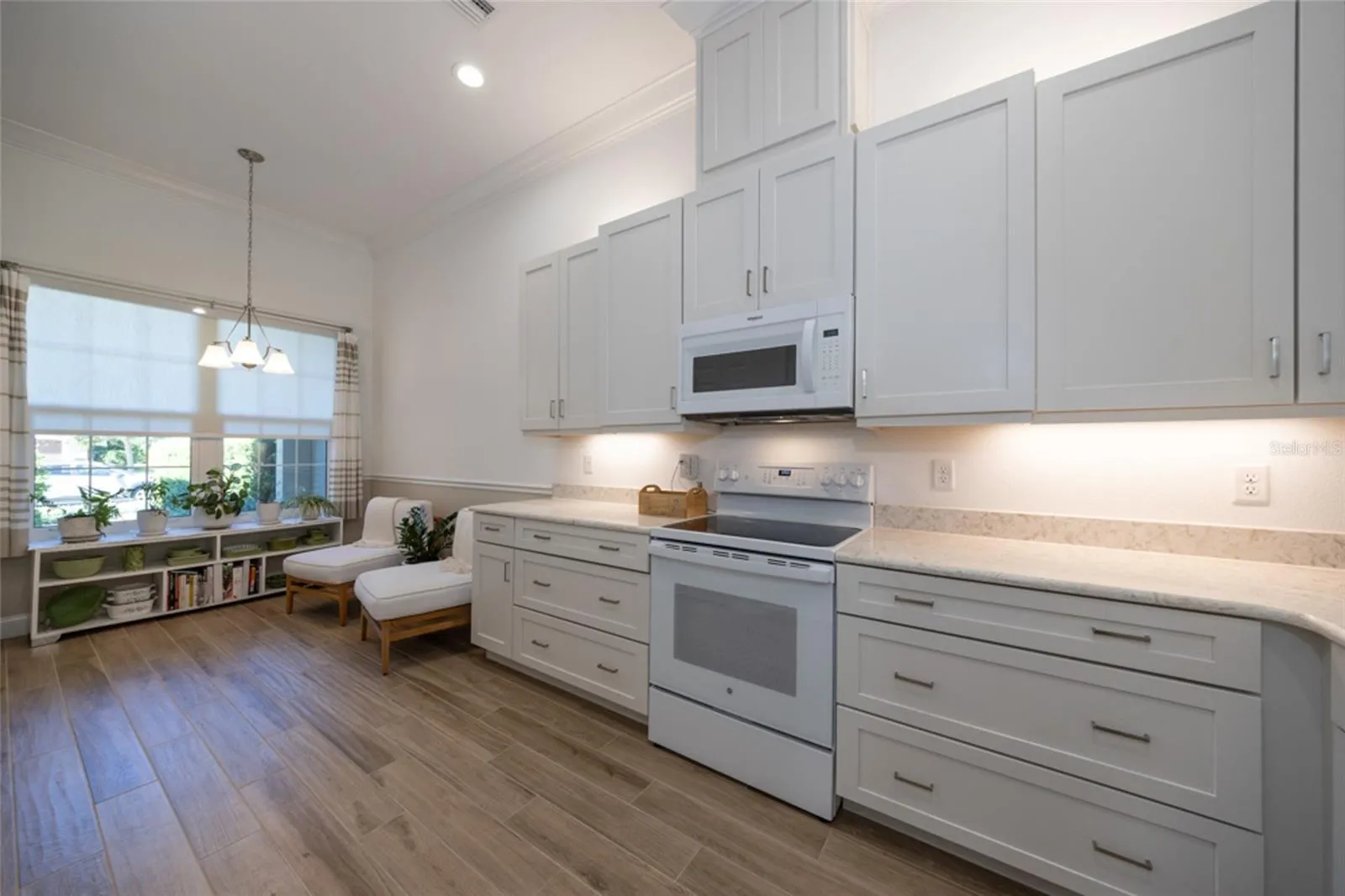 Kitchen and Breakfast Area with Window.