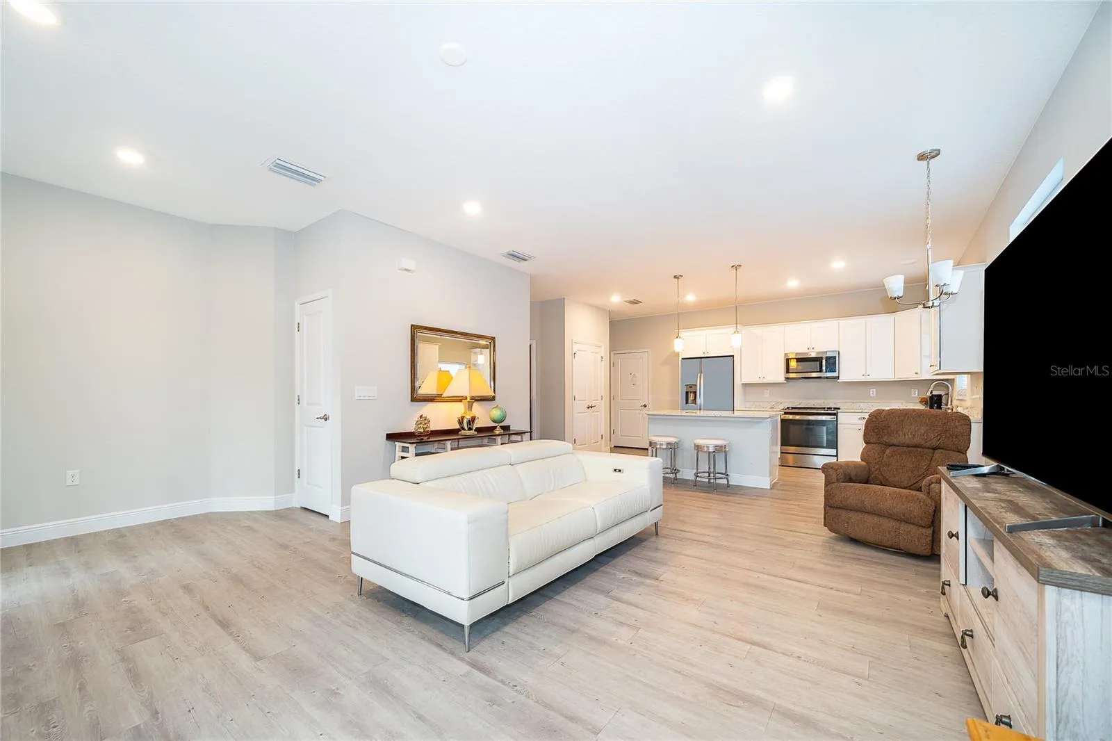 Spacious Kitchen
