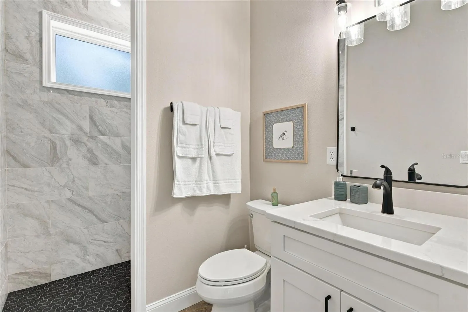 Guest house bathroom 1