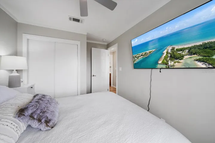 2nd Bedroom
