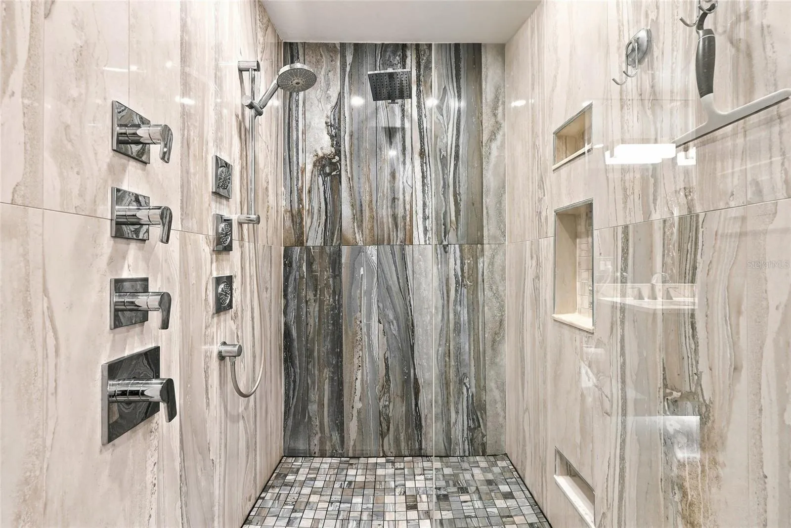 large shower ensuite
