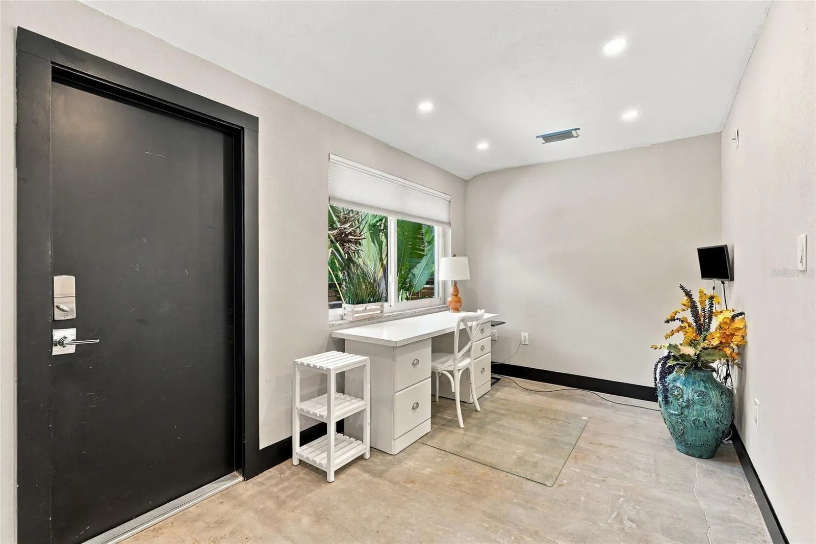 office area or extra space