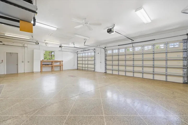 Oversized Tandem Garage
