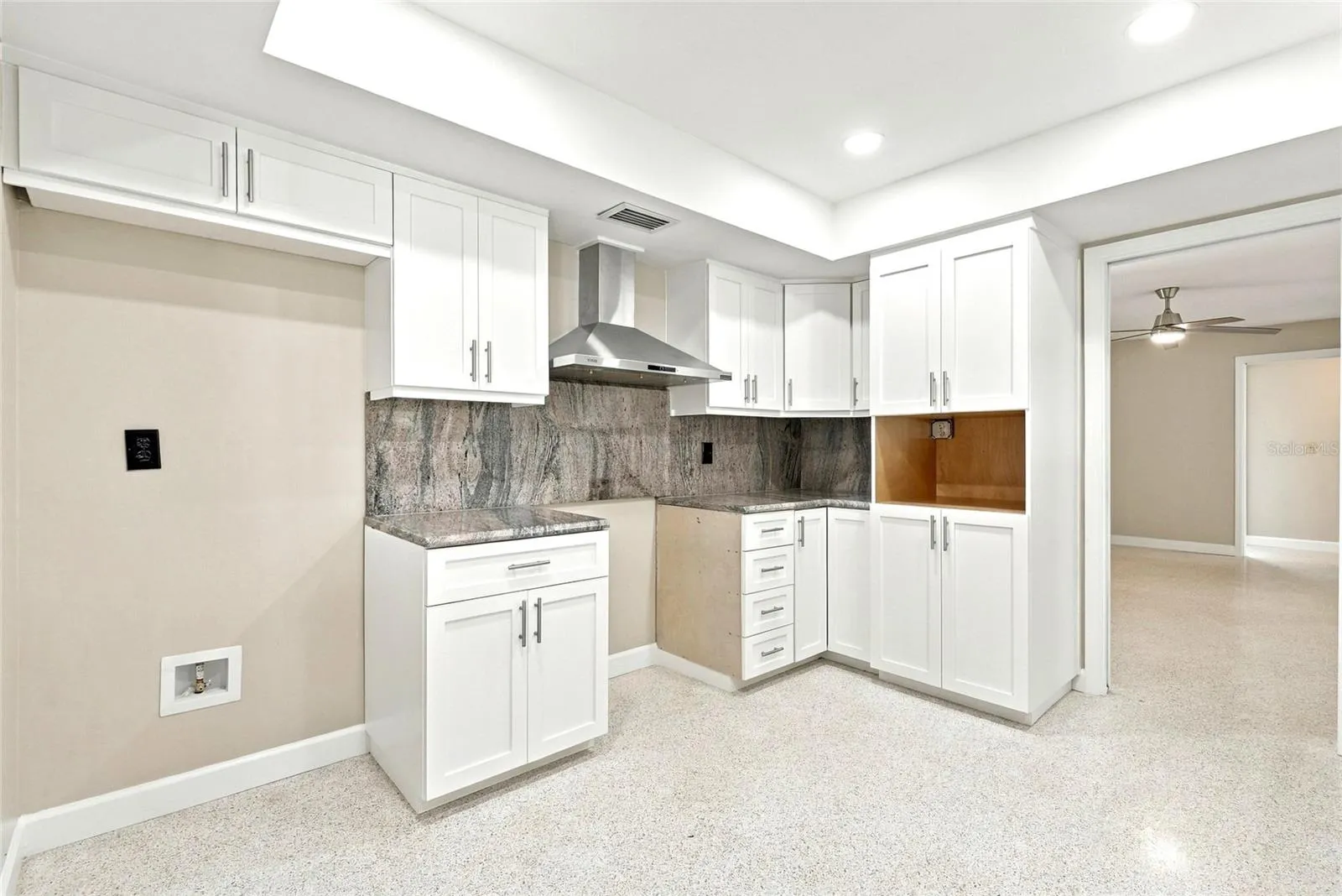seller offering appliance credit