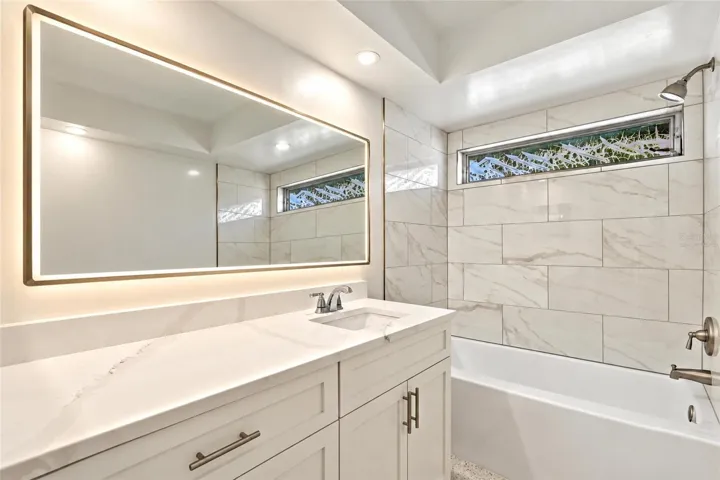 Virtually Staged Mirror